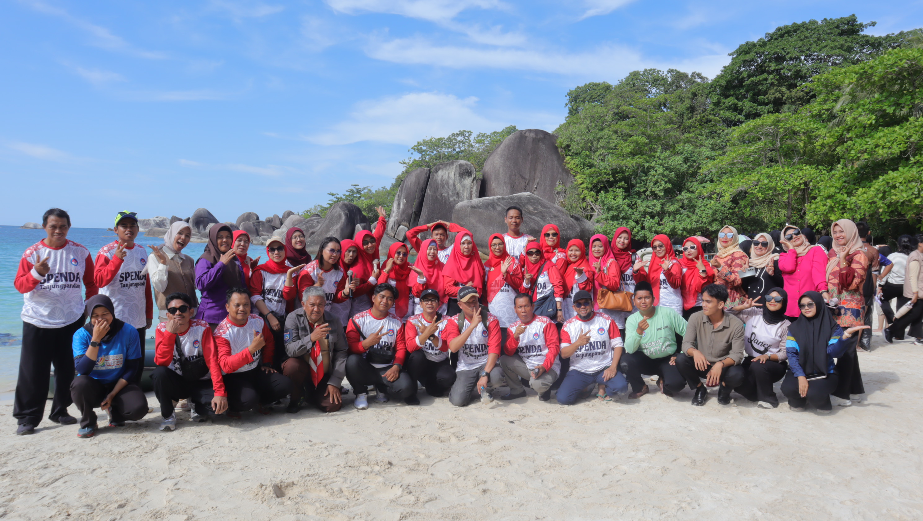 OUTING CLASS SMP N 2 TANJUNGPANDAN 2025